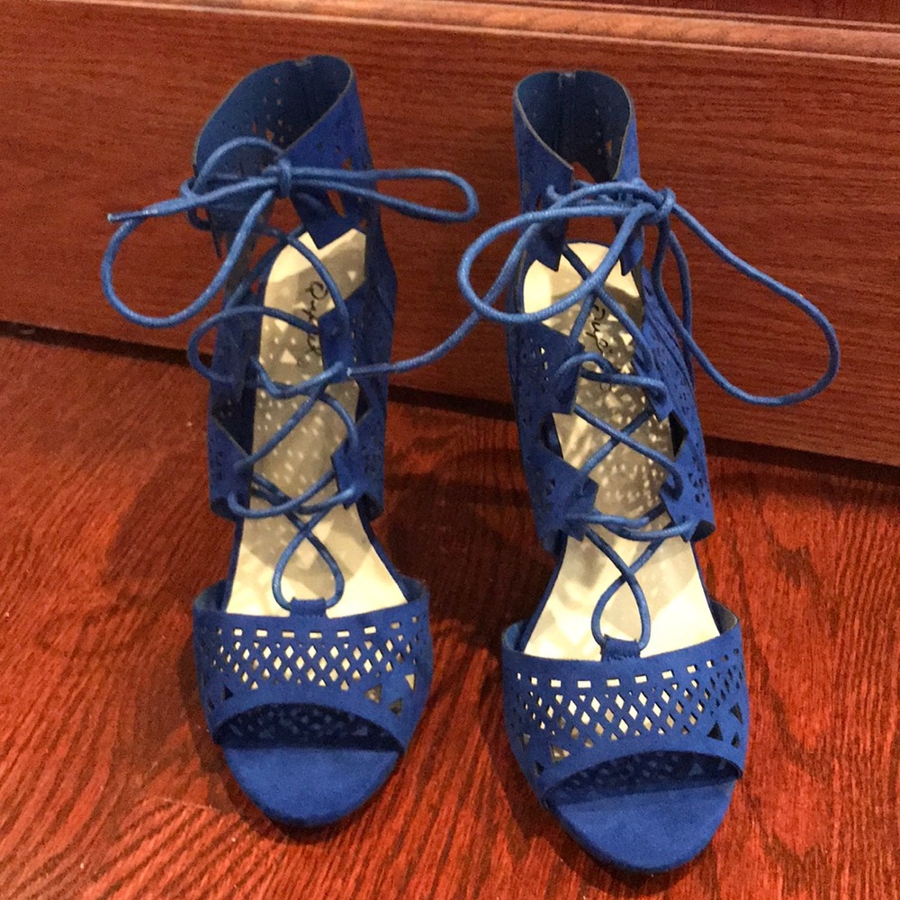 🍁 NWOT Royal Blue Lace Up Heels 8 1/2 8.5